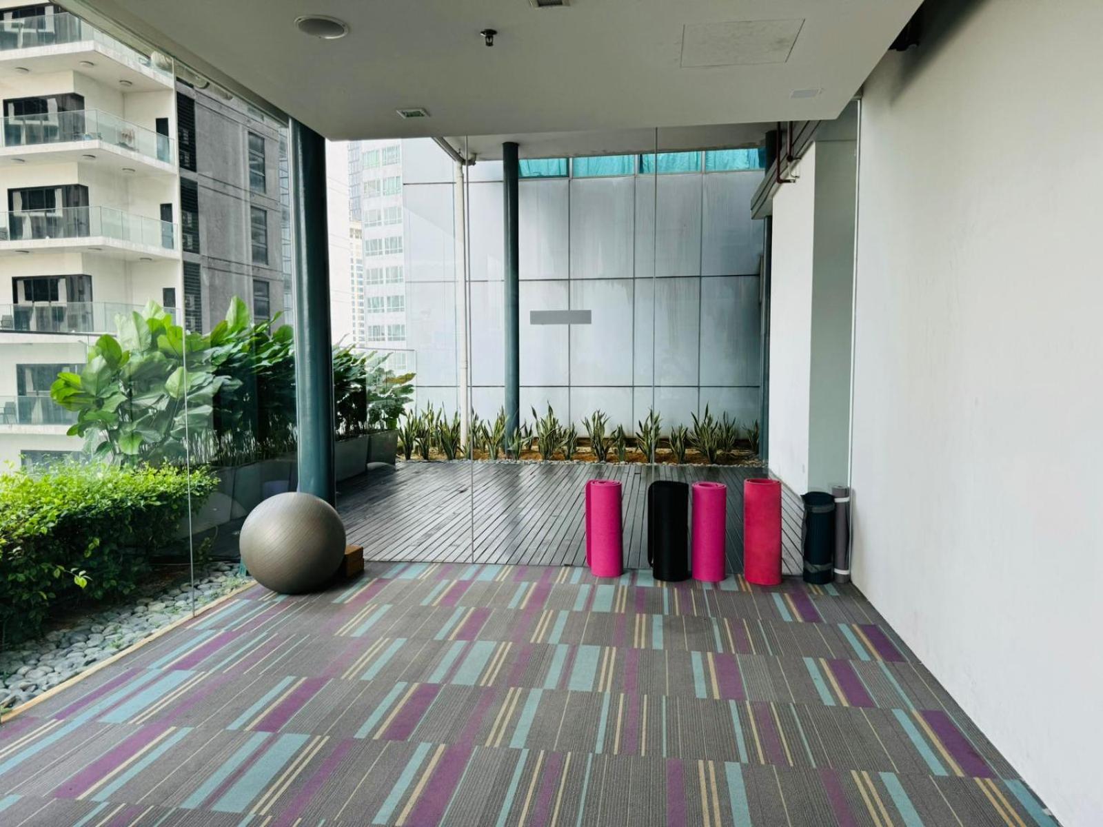 Summer Suites Klcc By Homestay Kuala Lumpur Extérieur photo