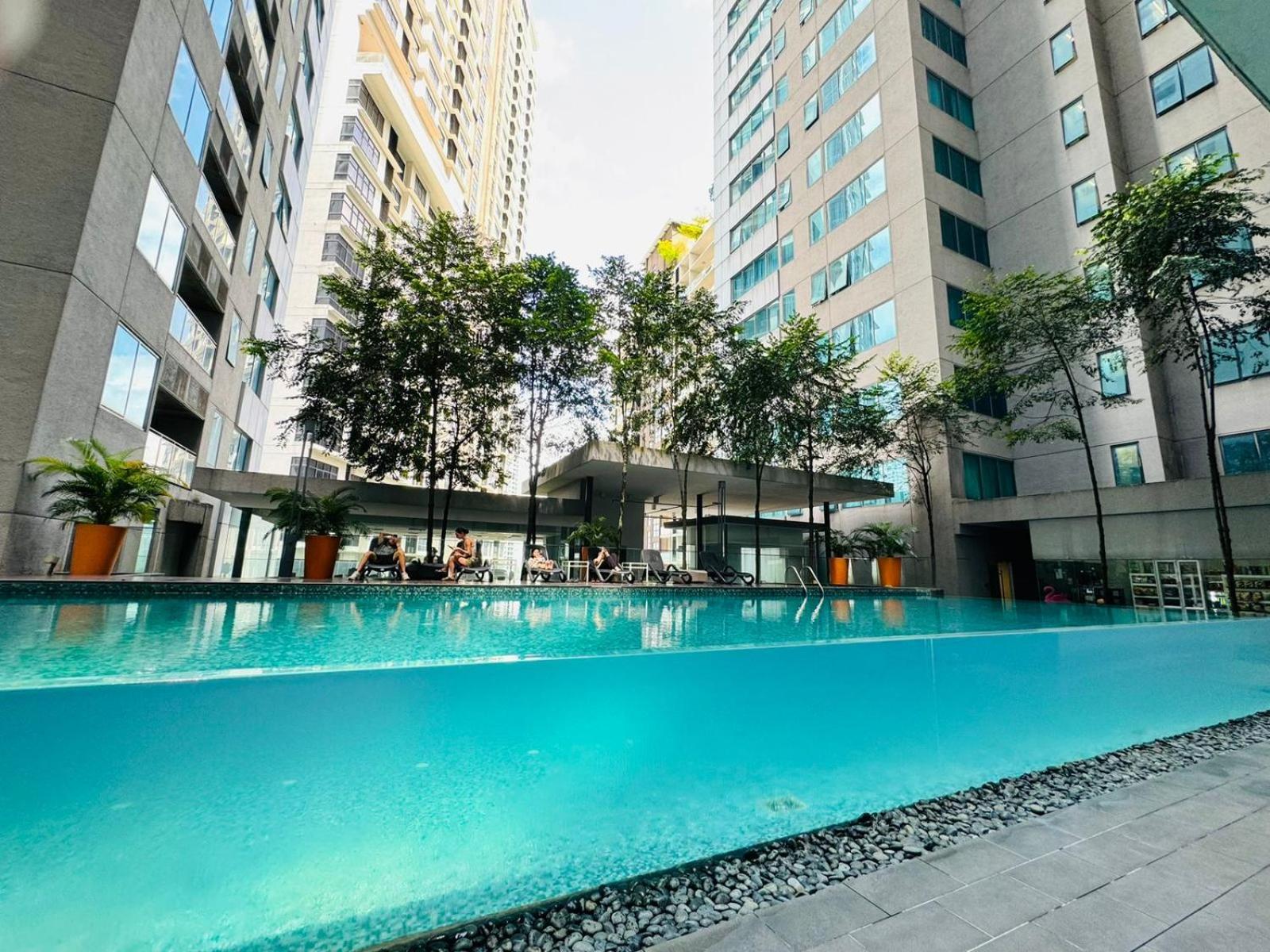 Summer Suites Klcc By Homestay Kuala Lumpur Extérieur photo