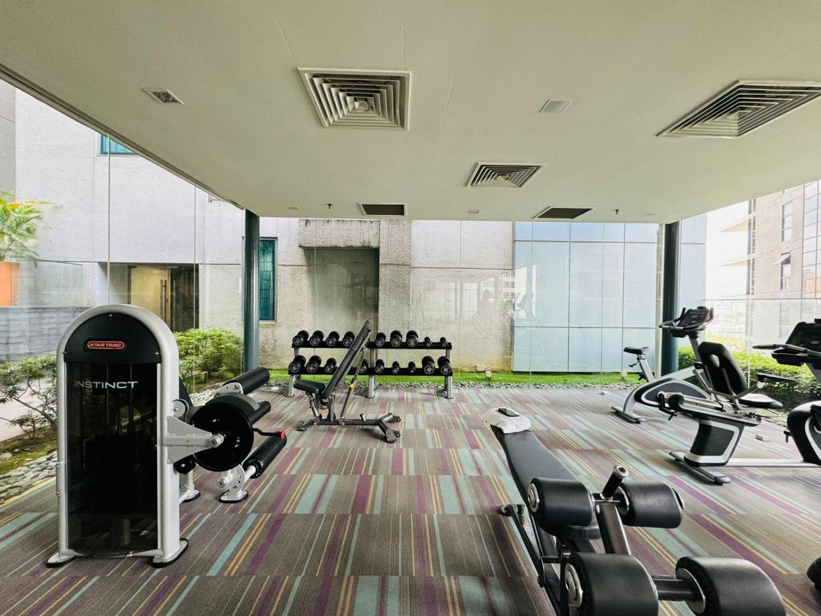 Summer Suites Klcc By Homestay Kuala Lumpur Extérieur photo