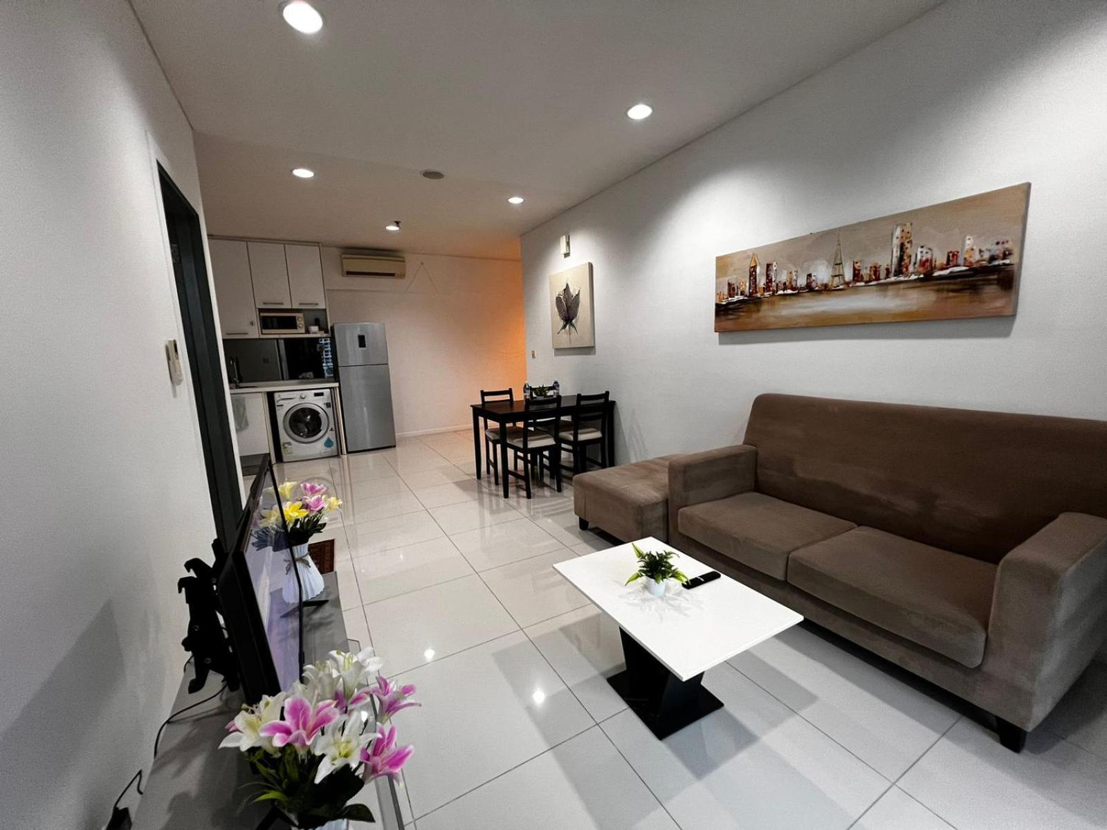 Summer Suites Klcc By Homestay Kuala Lumpur Extérieur photo